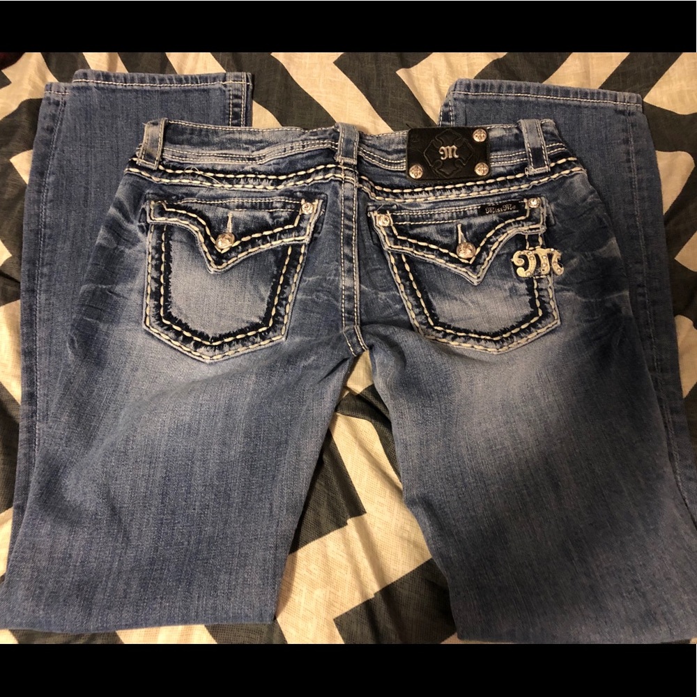 Miss Me Boot cut jeans!